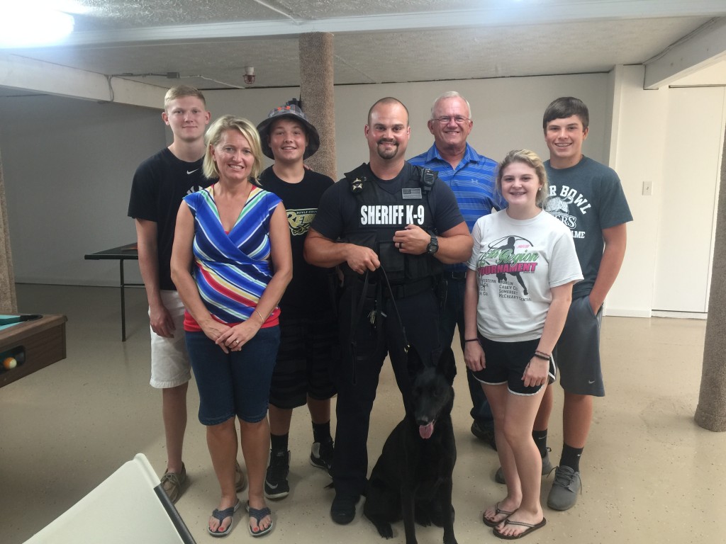 K-9 Cop talks with youth about drugs and making good choices